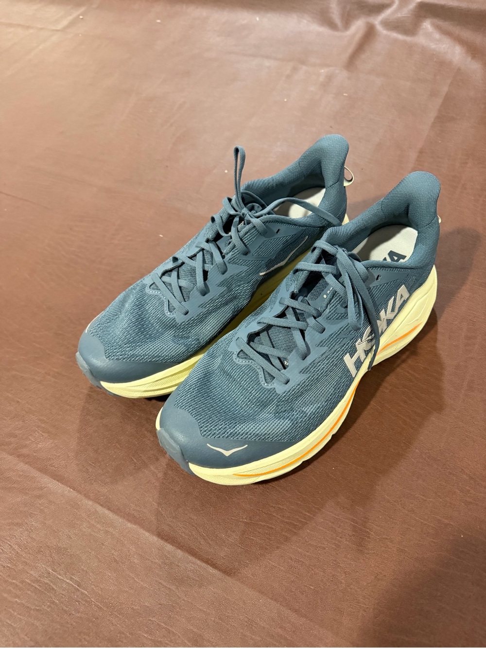 HOKA Men's Challenger 8 Running Shoe size 13